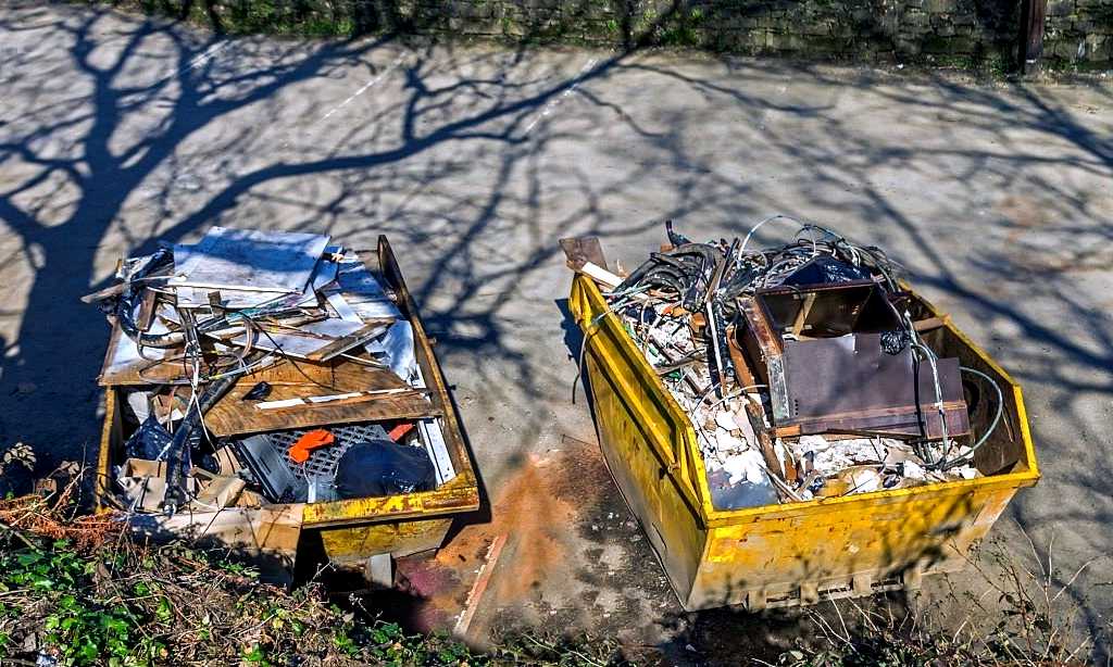 Skip Hire Cost Services in Queen'S Park