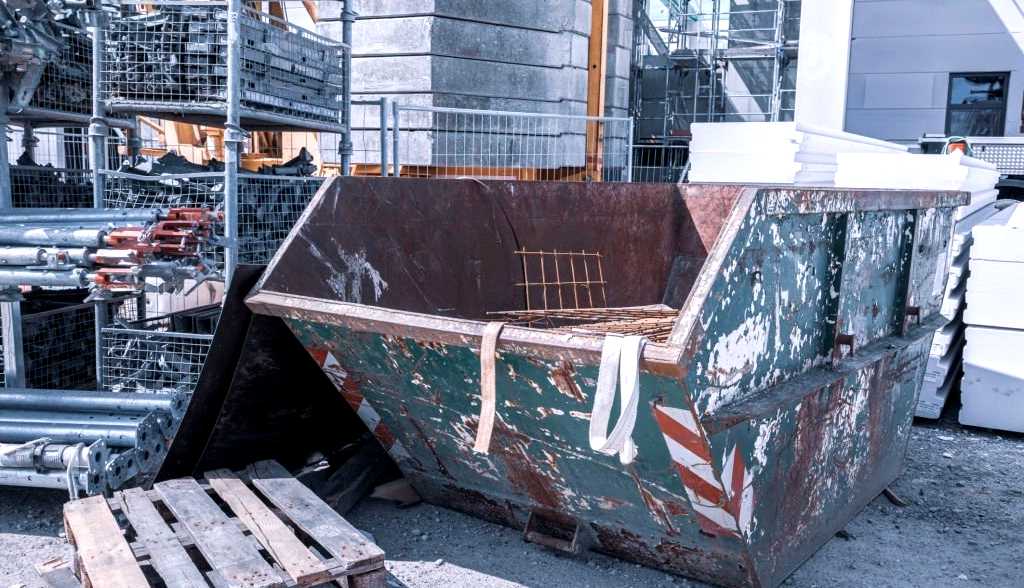Cheap Skip Hire Services in Newtown